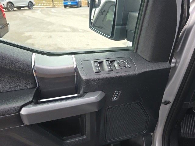 Used 2016 Ford F150 XLT w/ Equipment Group 302A Luxury image 12