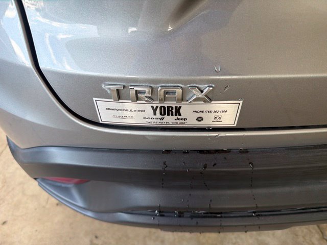 Used 2024 Chevrolet Trax LS w/ LS Convenience Package FWD image 21
