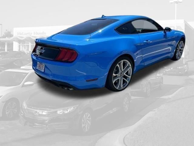 Used 2022 Ford Mustang GT Premium w/ Equipment Group 401A RWD image 2
