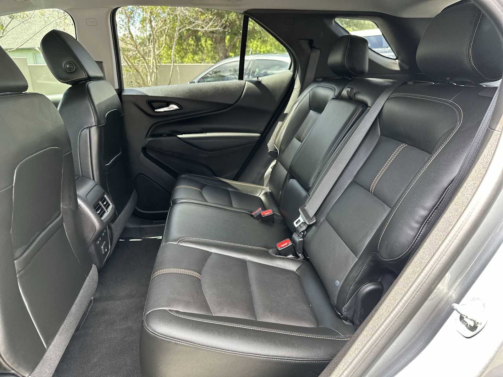 Certified 2024 Chevrolet Equinox Premier FWD image 33