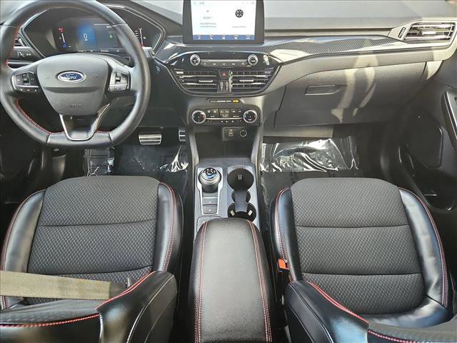 Used 2024 Ford Escape ST-Line image 18