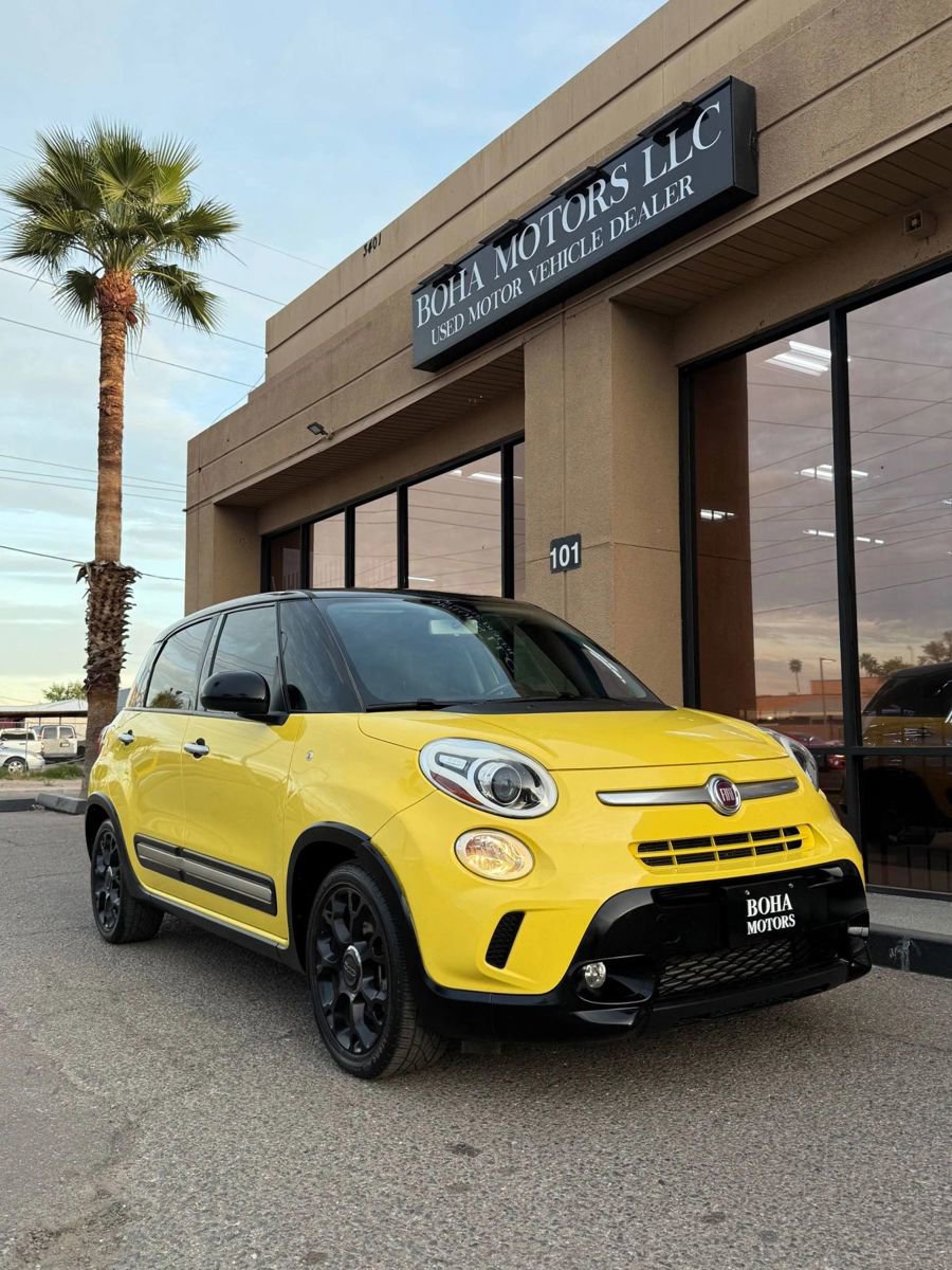 Used 2017 FIAT 500L Trekking w/ Urbana Appearance Package