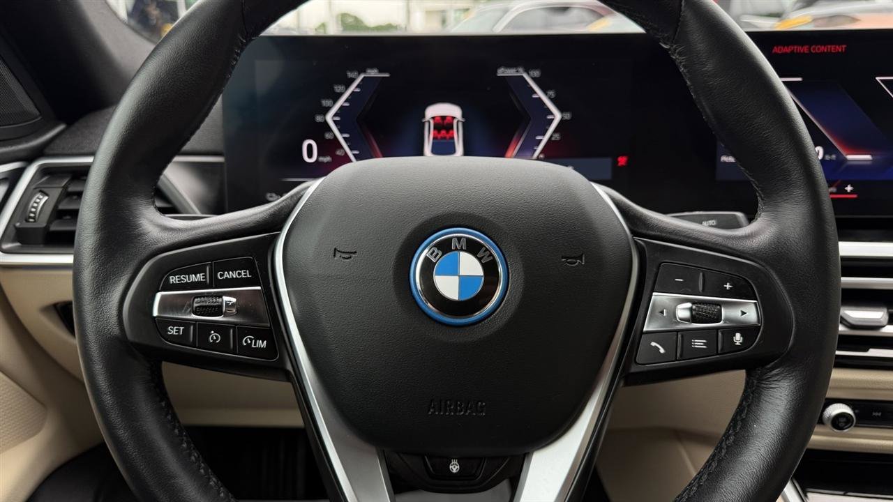 Used 2023 BMW i4 eDrive35 w/ Premium Package RWD image 45