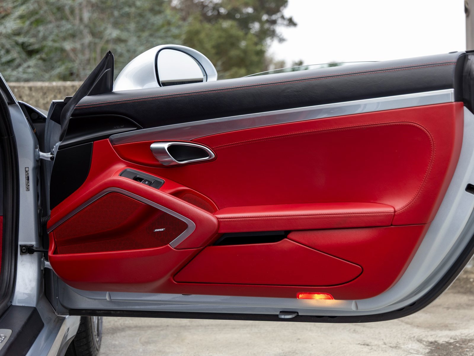 Used 2015 Porsche 911 Turbo image 45