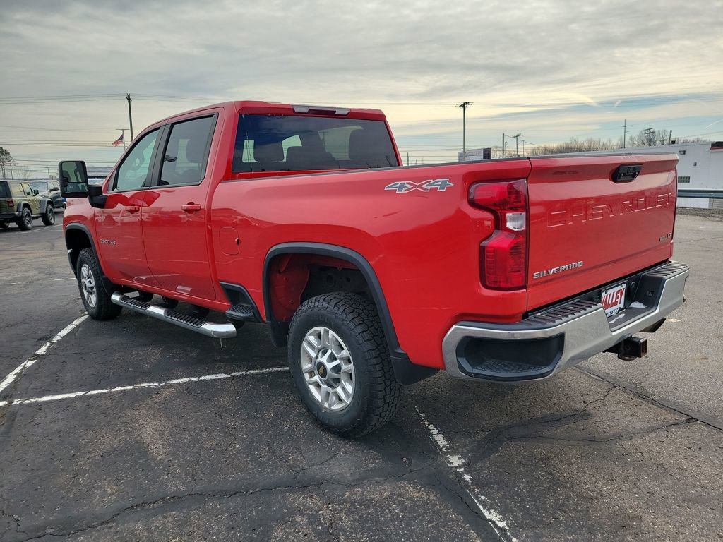 Used 2023 Chevrolet Silverado 2500 LT w/ Advanced Trailering Package AWD/4WD image 12