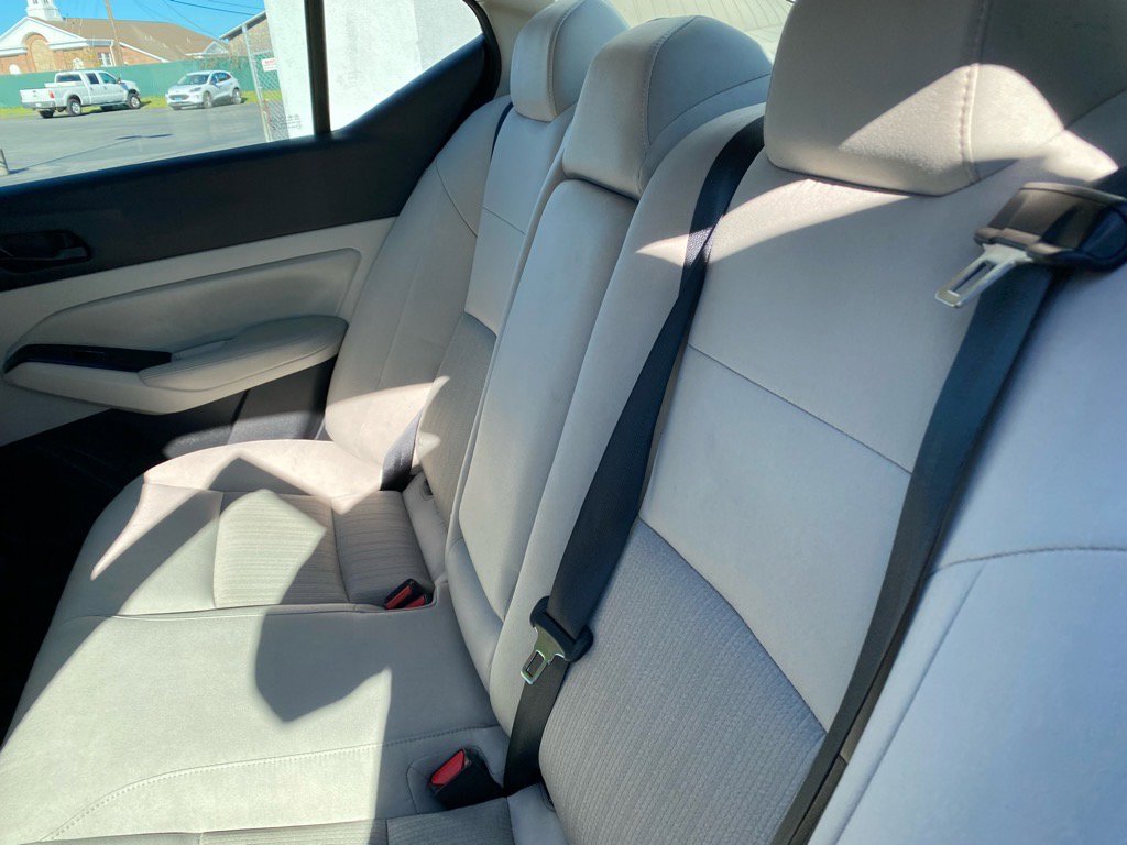 Used 2023 Nissan Altima 2.5 SV w/ SV Premium Package image 14