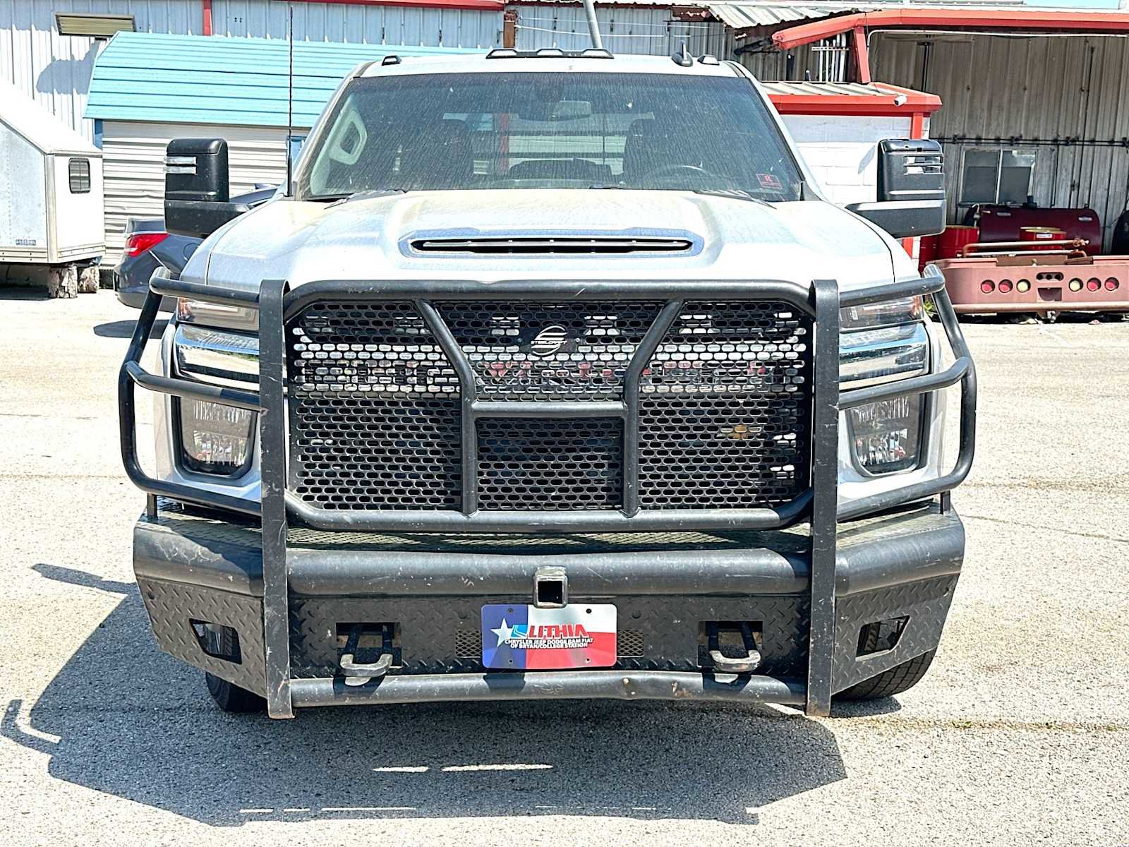 Used 2022 Chevrolet Silverado 3500 LT w/ Convenience Package image 10