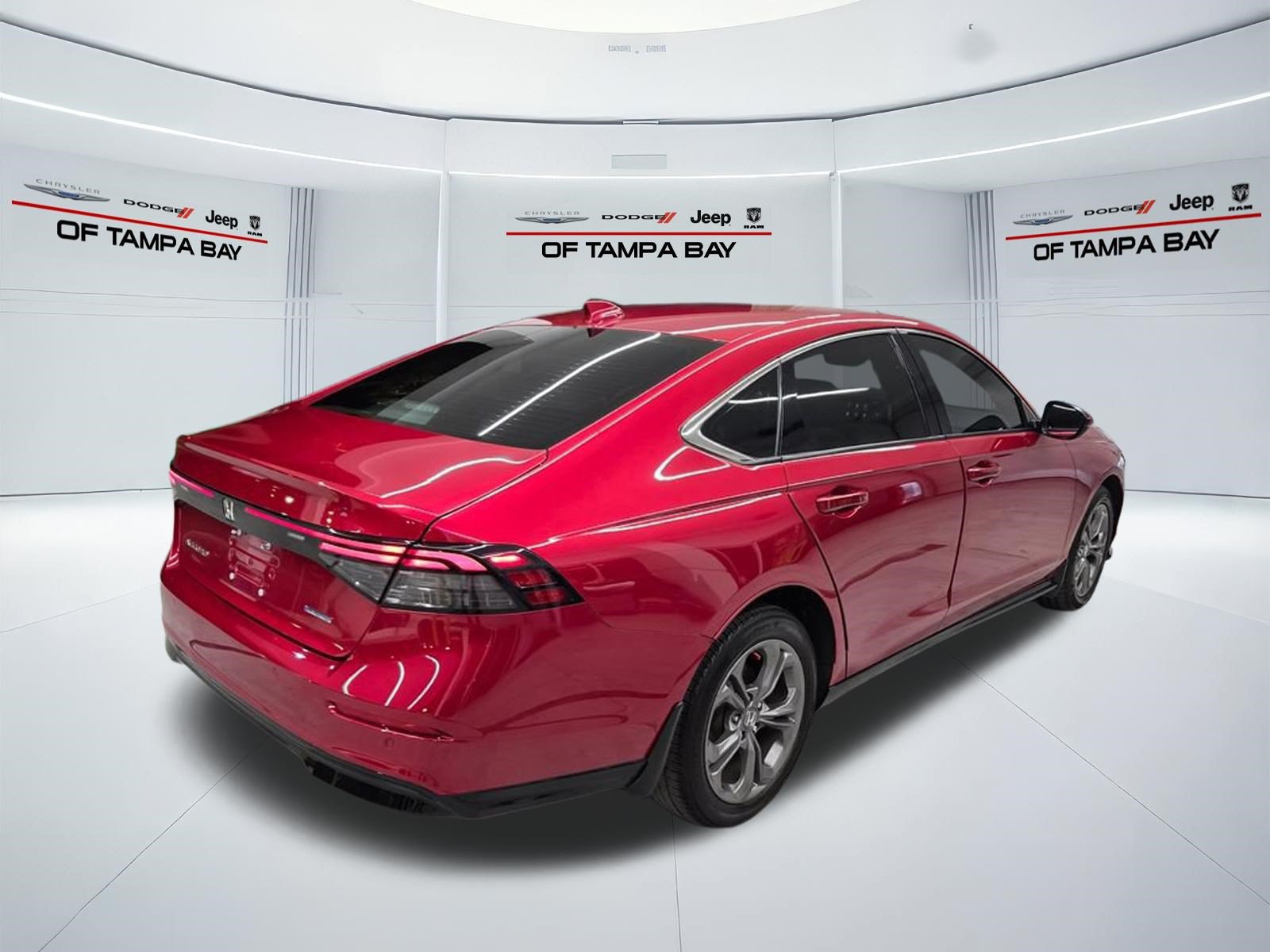 Used 2023 Honda Accord EX-L image 7