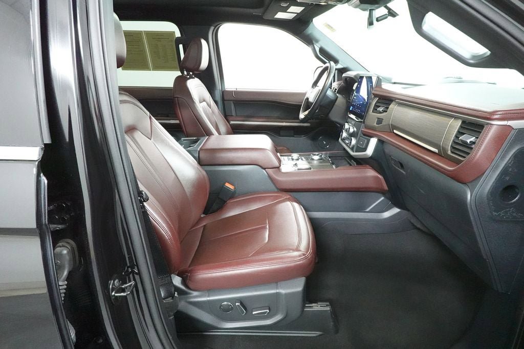 Certified 2024 Ford Expedition Limited AWD/4WD image 34