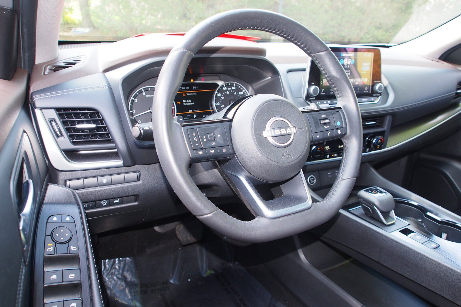 Used 2023 Nissan Rogue SV w/ SV Premium B Package AWD/4WD image 15