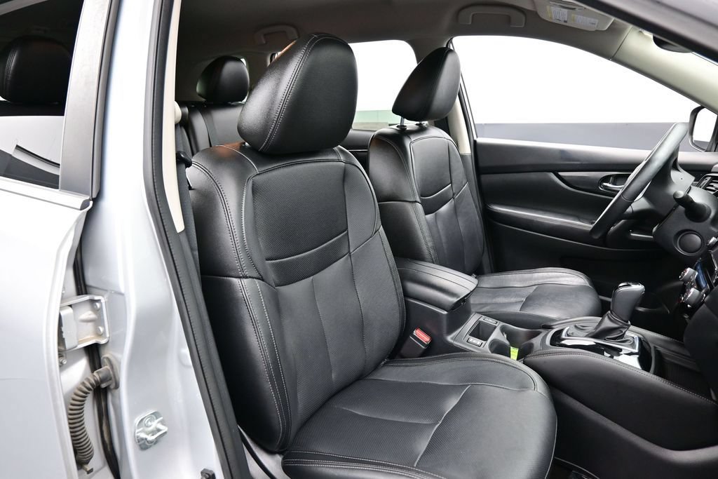 Used 2018 Nissan Rogue SL AWD/4WD image 37