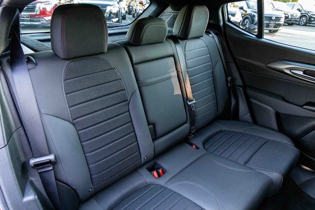 Used 2024 Dodge Hornet R/T w/ R/T Blacktop Package image 23