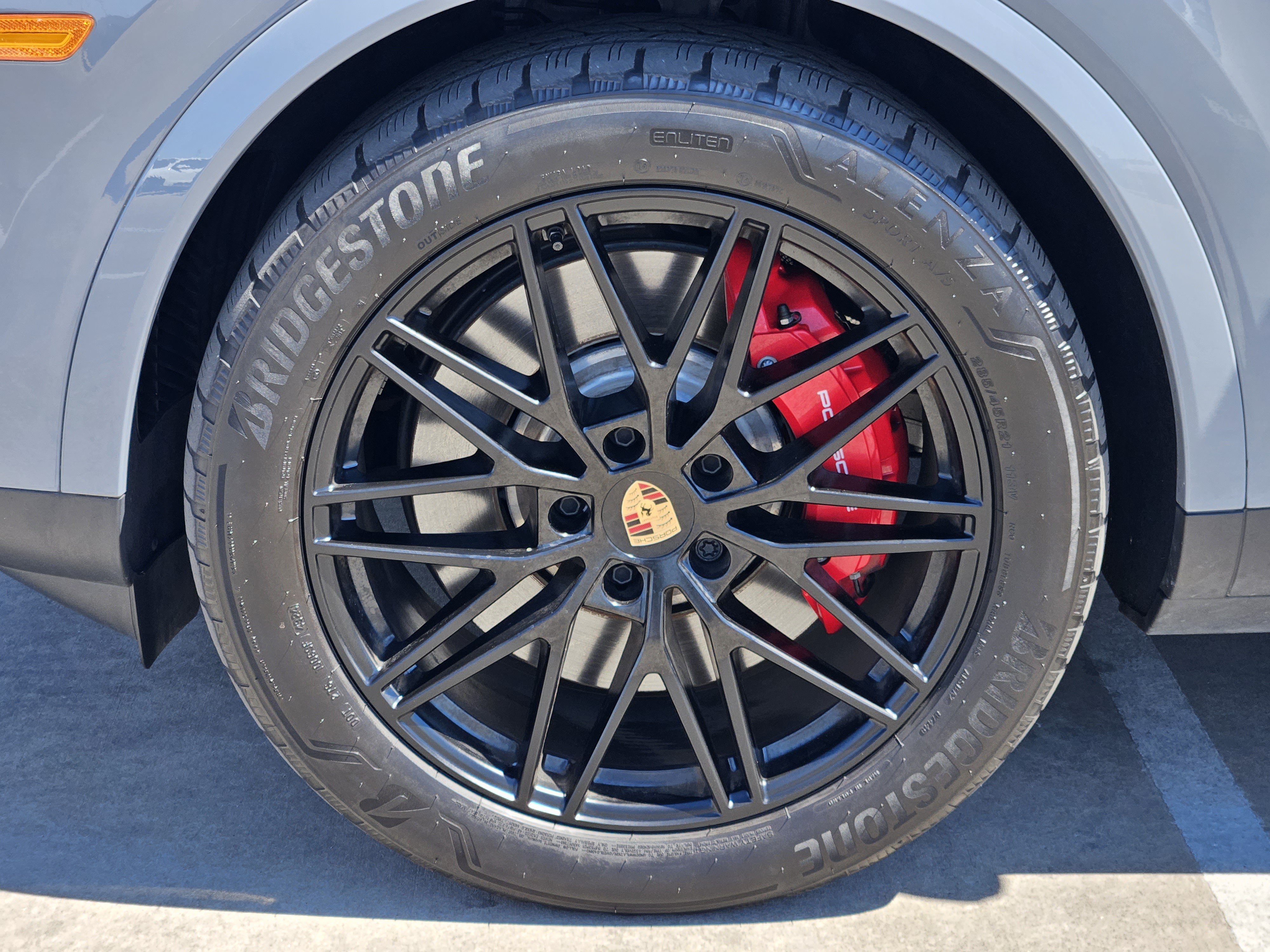 Certified 2025 Porsche Cayenne S AWD/4WD image 14