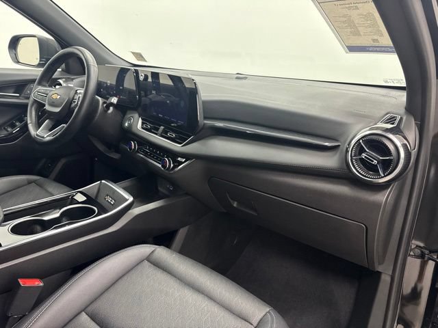 Used 2025 Chevrolet Equinox LT w/ Convenience Package II FWD image 30