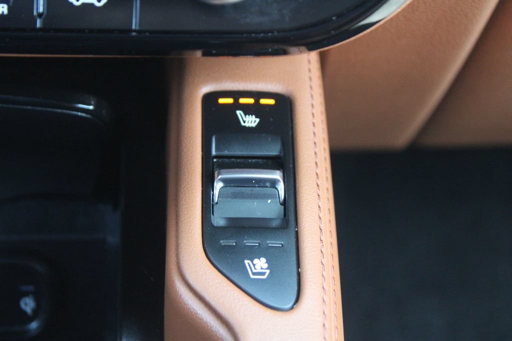 Certified 2024 Kia Telluride EX X-Line AWD/4WD image 46