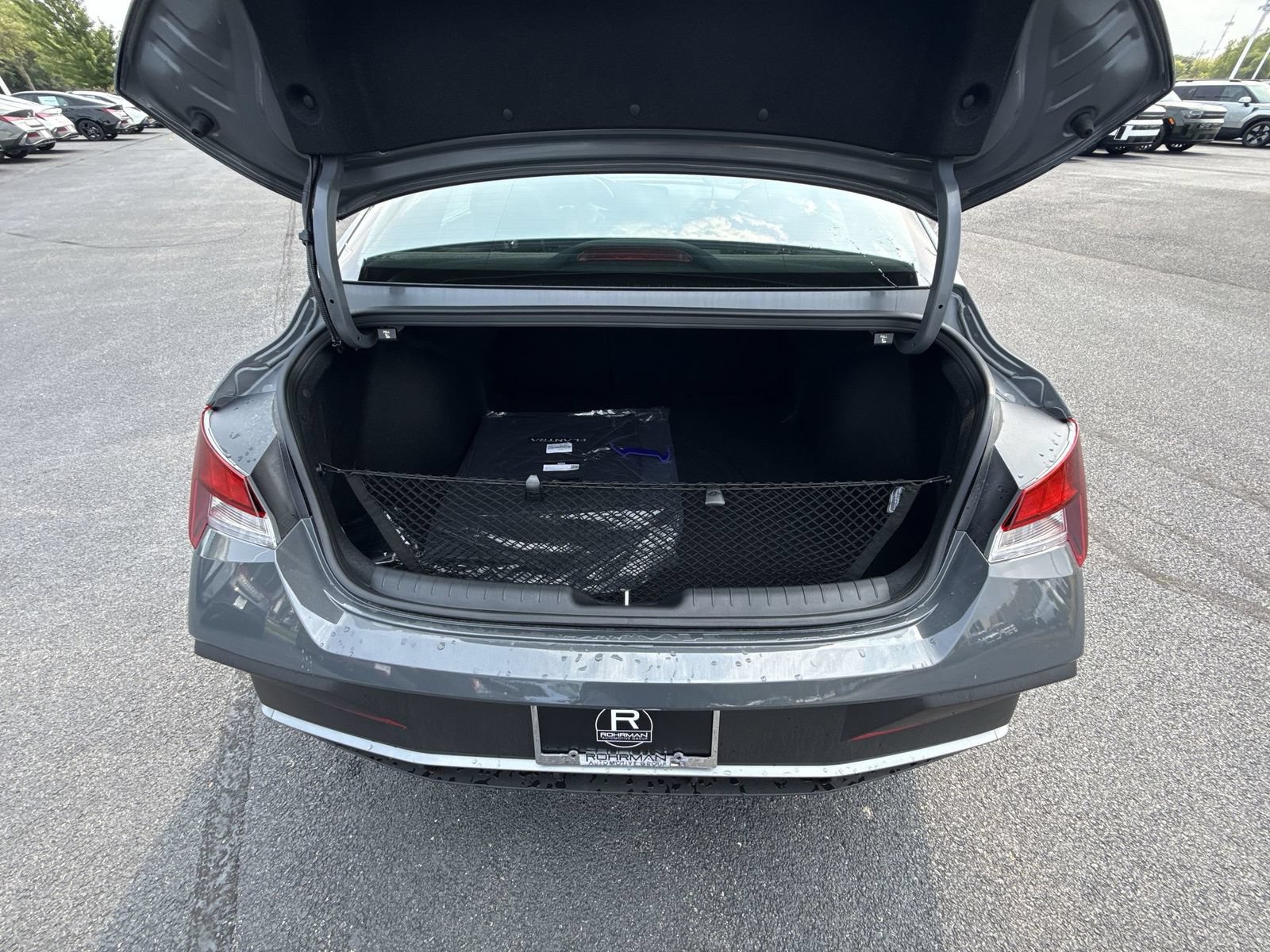 New 2026 Hyundai Elantra SEL Sport FWD image 25