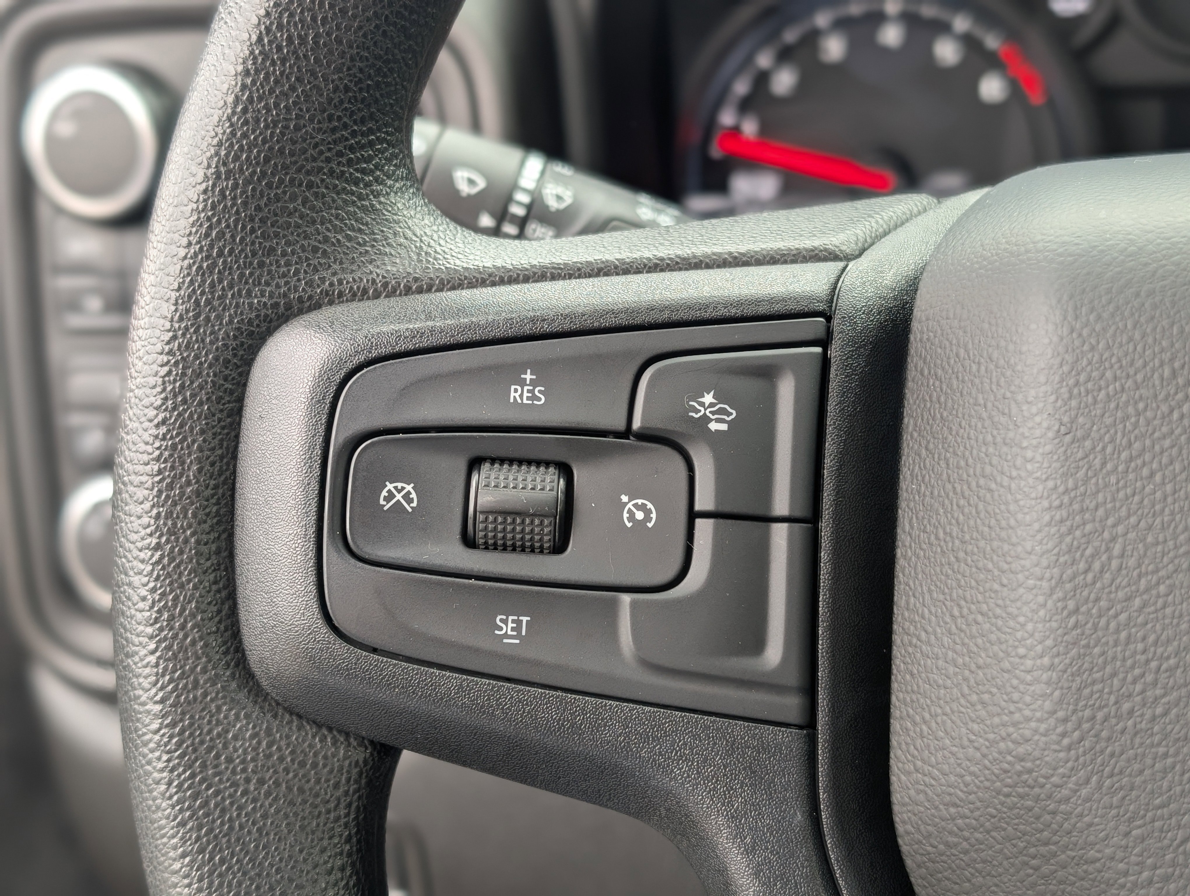 Used 2025 Chevrolet Silverado 1500 Custom w/ Rally Edition image 18