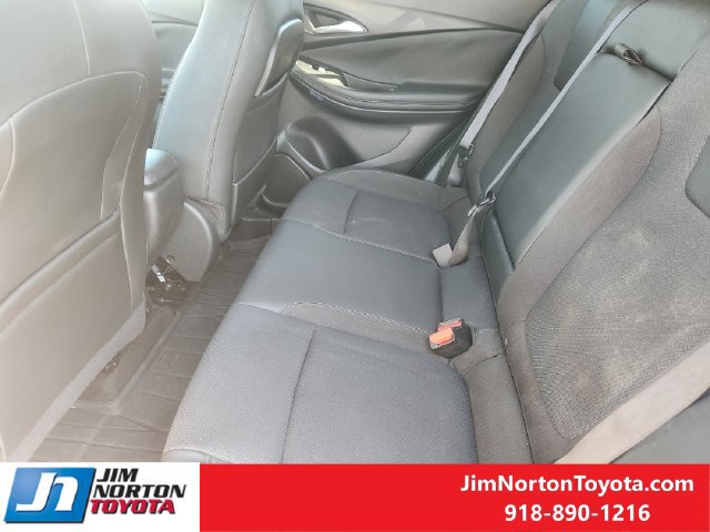 Used 2021 Buick Encore GX Select w/ Sport Touring Package FWD image 30