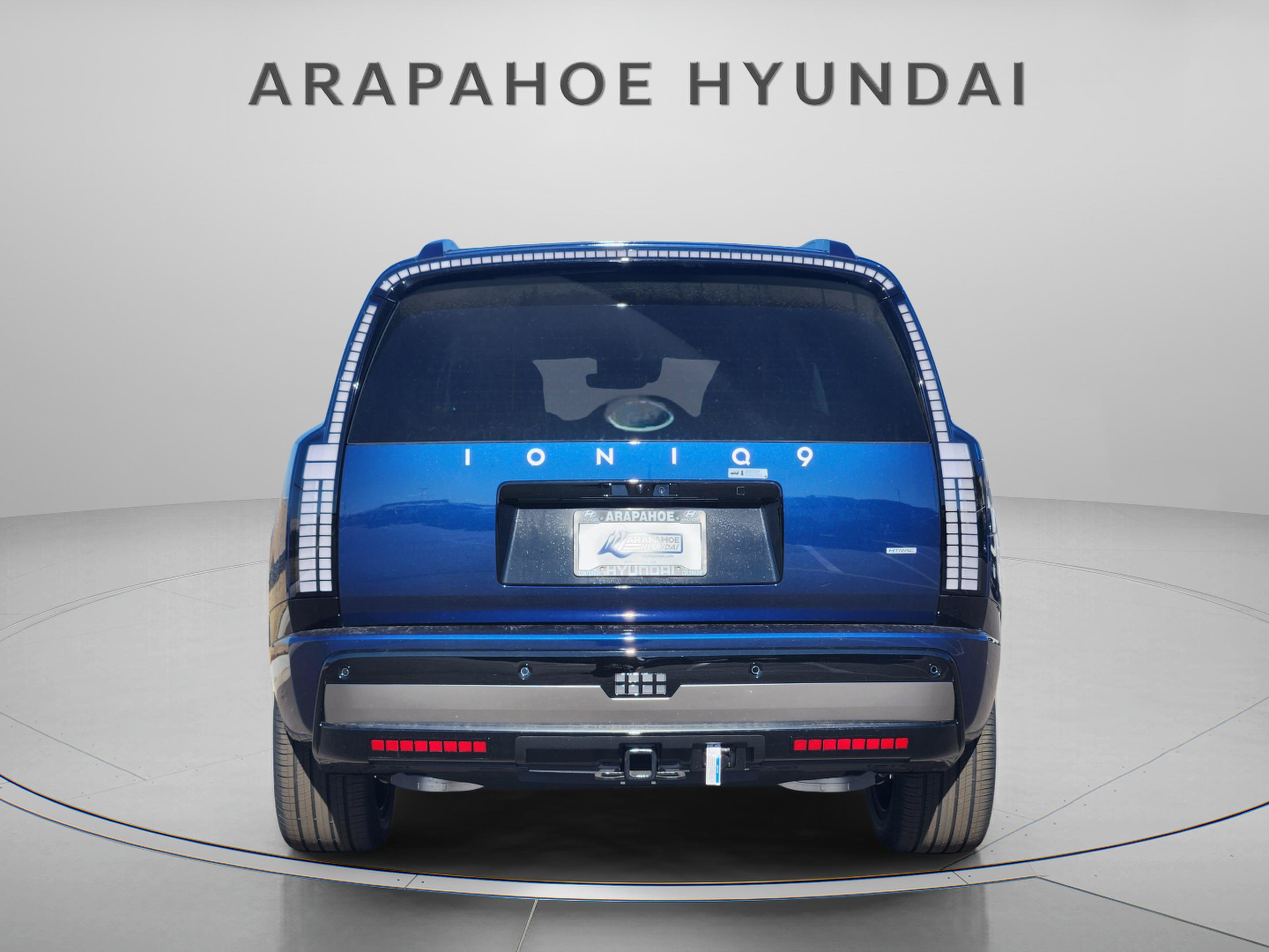 New 2026 Hyundai Ioniq 9 Calligraphy w/ Tow & Go Package AWD/4WD image 4
