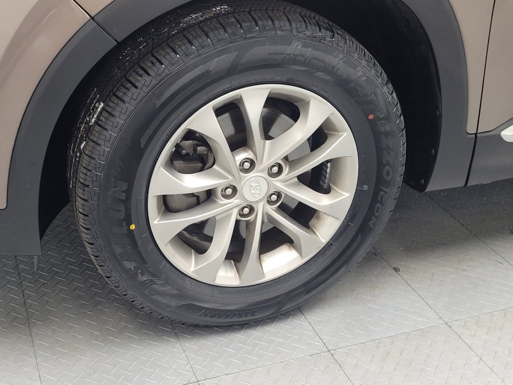 Used 2020 Hyundai Santa Fe SEL w/ Cargo Package image 31