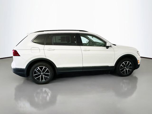 Used 2021 Volkswagen Tiguan SE image 8