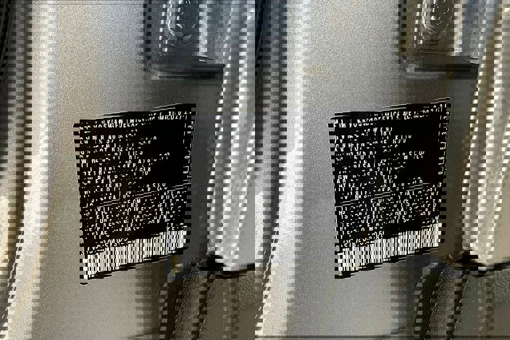 New 2025 Volkswagen Taos SE image 21