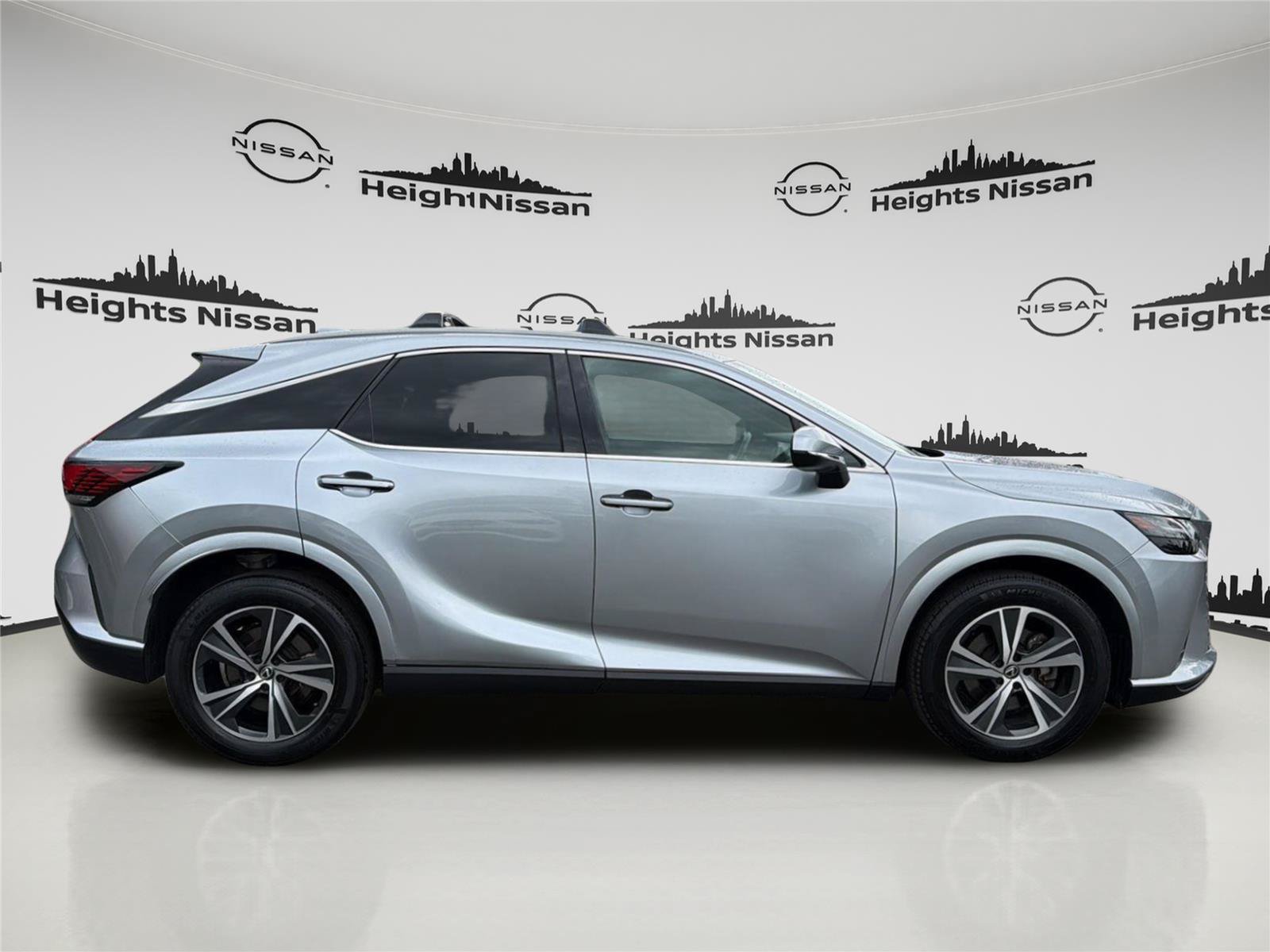 Used 2023 Lexus RX 350 Premium w/ Accessory Package (Z1) AWD/4WD image 6