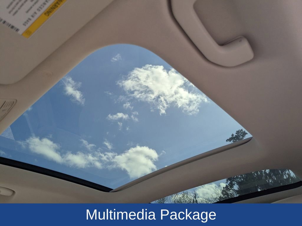 Used 2021 Mercedes-Benz GLC 300 image 17