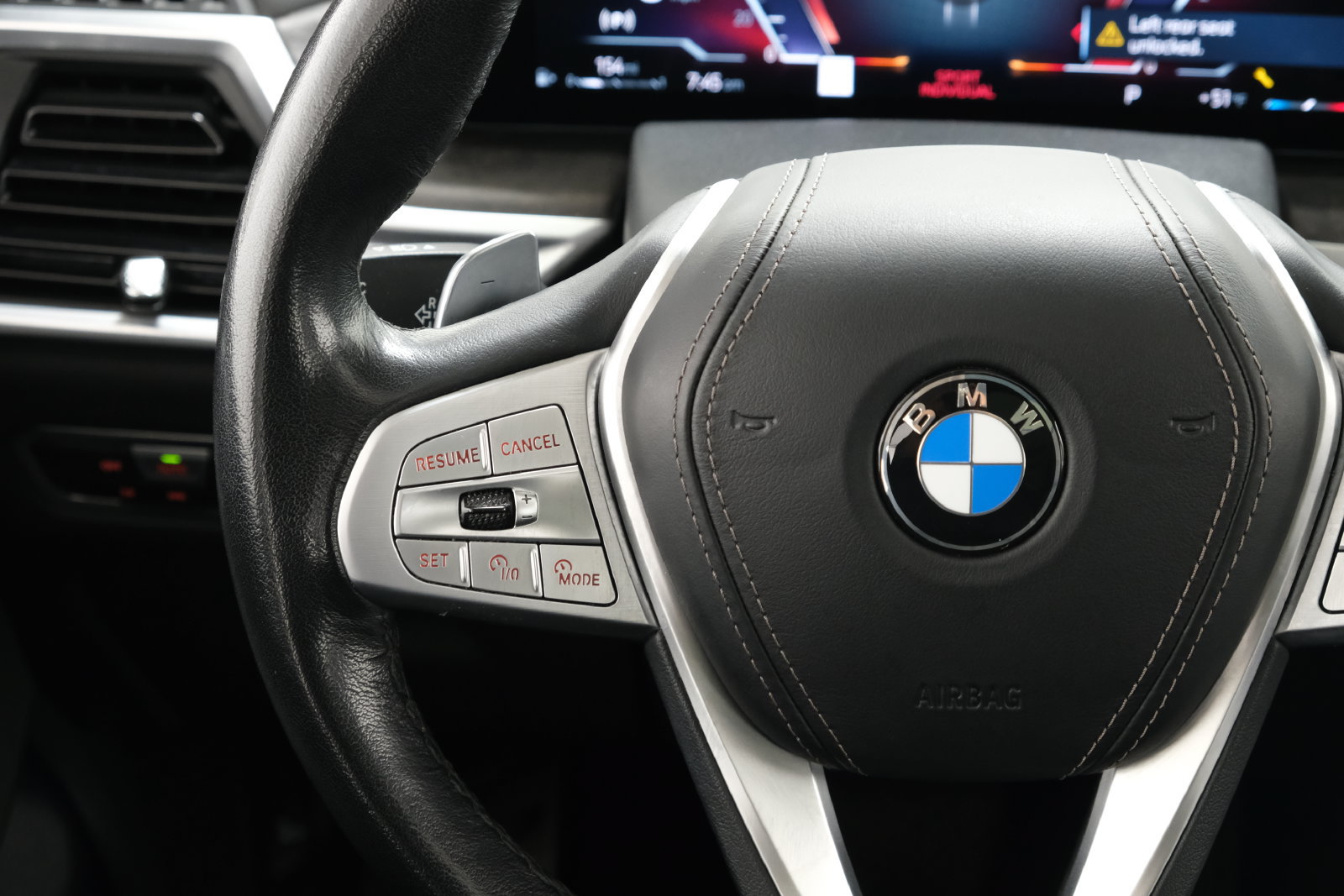 Used 2023 BMW X7 xDrive40i w/ Premium Package AWD/4WD image 12