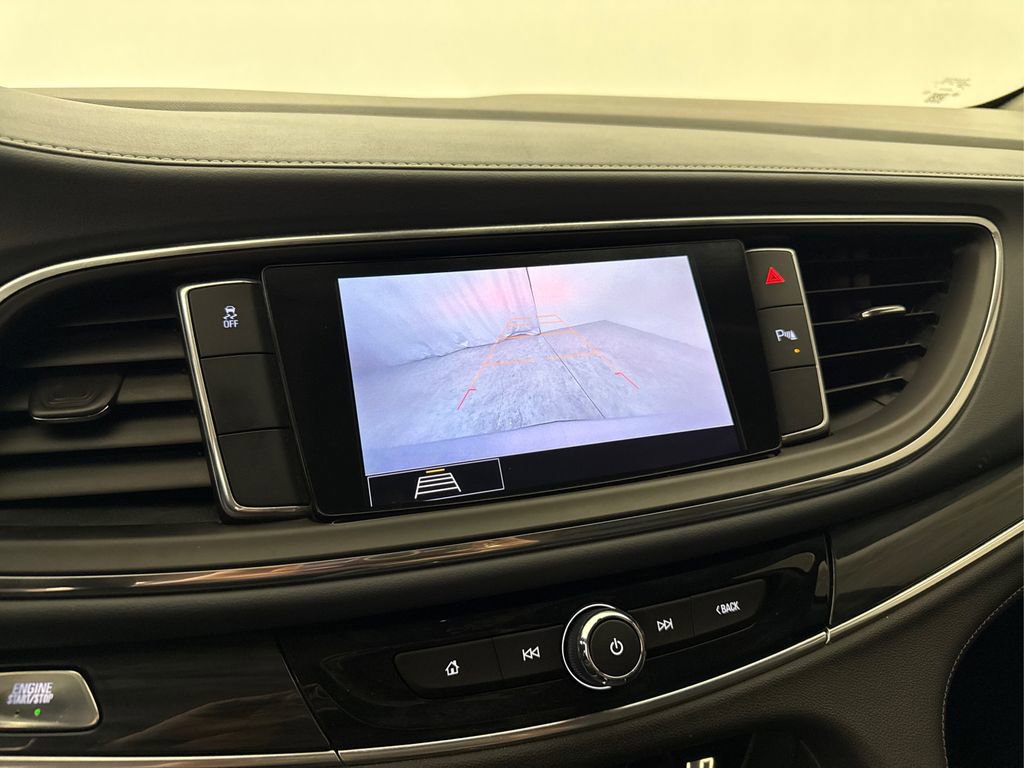 Used 2020 Buick Enclave Essence FWD image 33