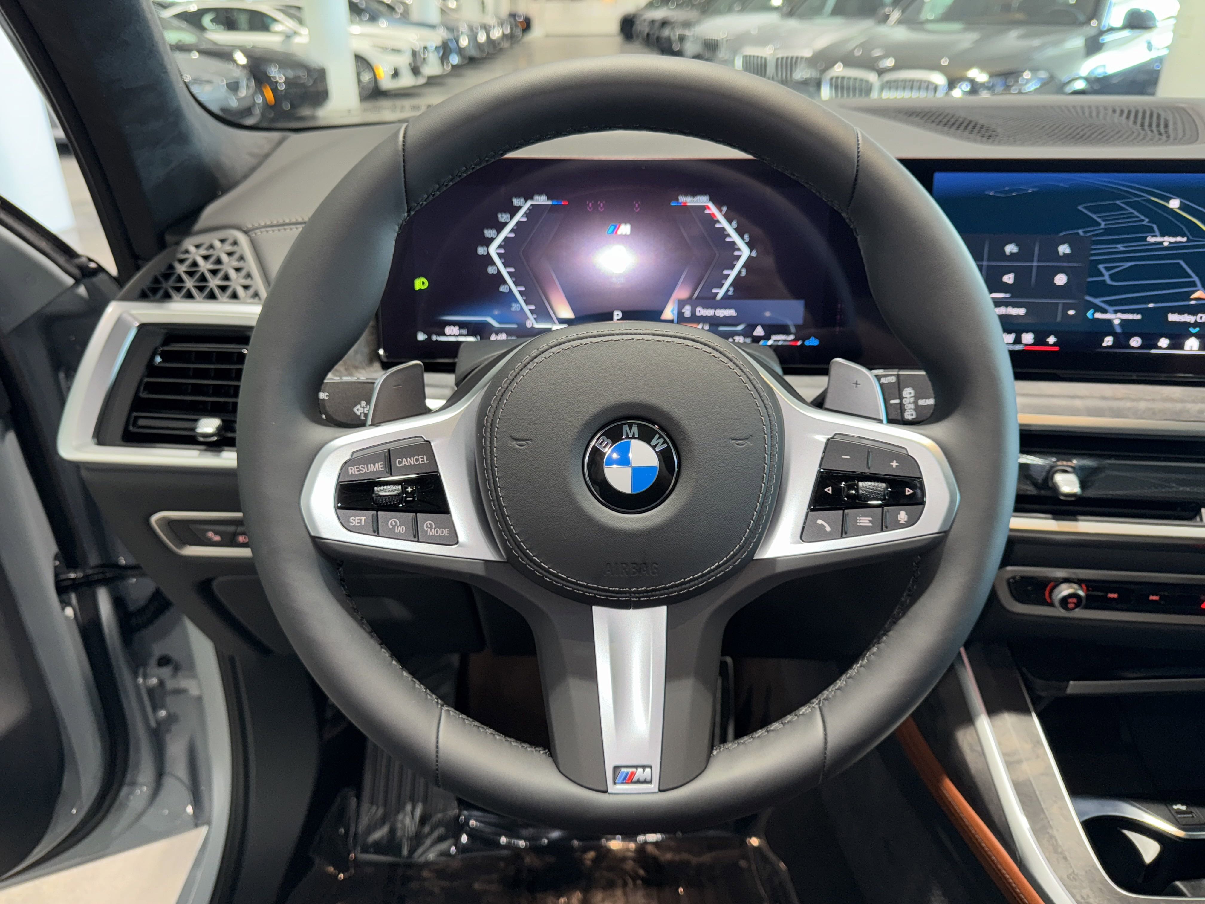 New 2026 BMW X7 xDrive40i w/ M Sport Package image 16