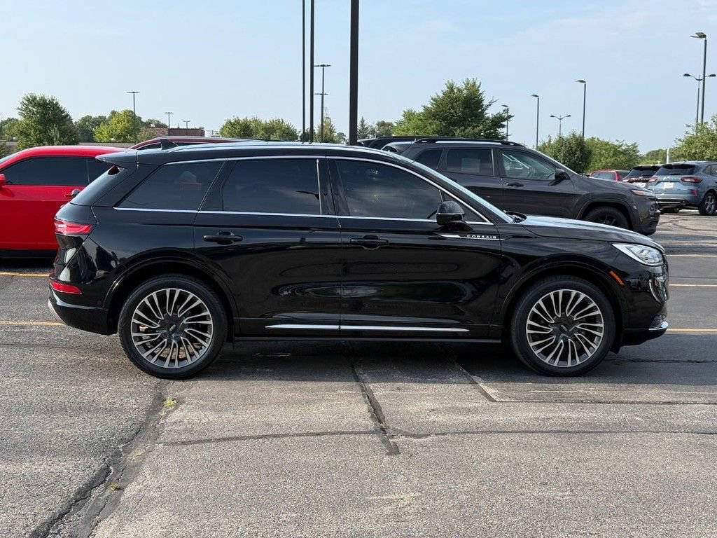 Used 2020 Lincoln Corsair Reserve w/ Equipment Group 201A AWD/4WD image 2