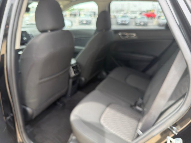 Used 2024 Kia Sportage LX image 28