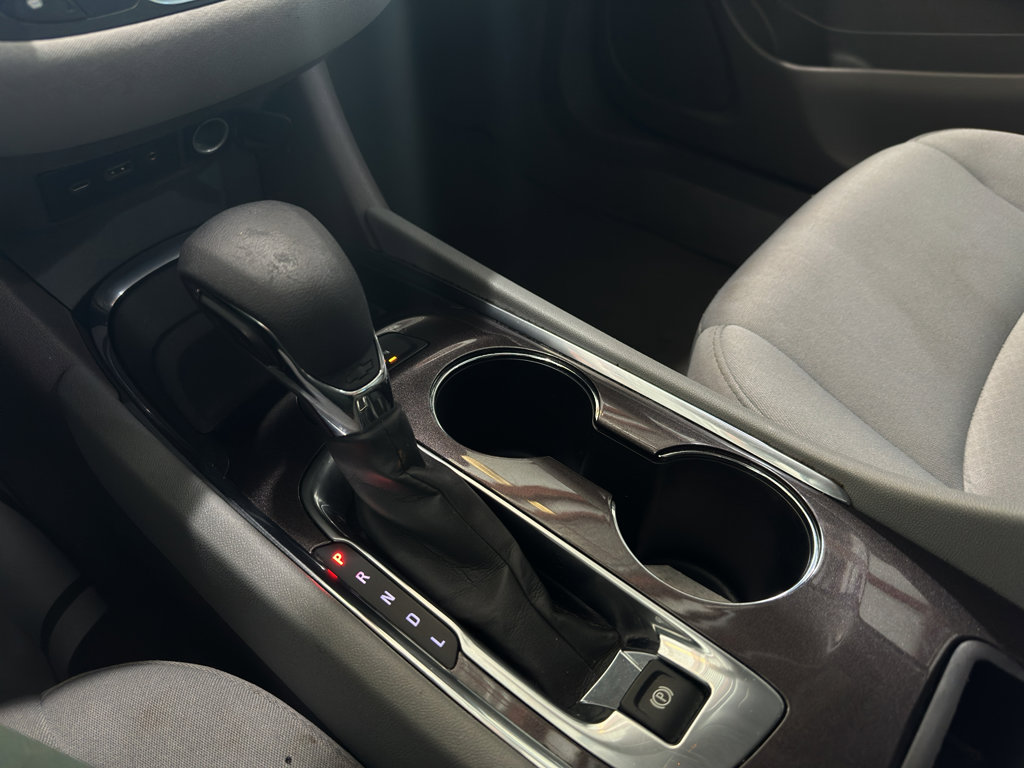 Used 2024 Chevrolet Malibu LT image 31