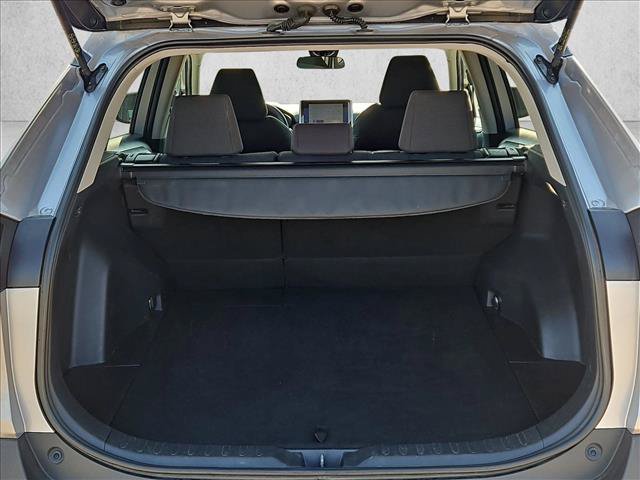 Used 2024 Toyota RAV4 LE AWD/4WD image 6