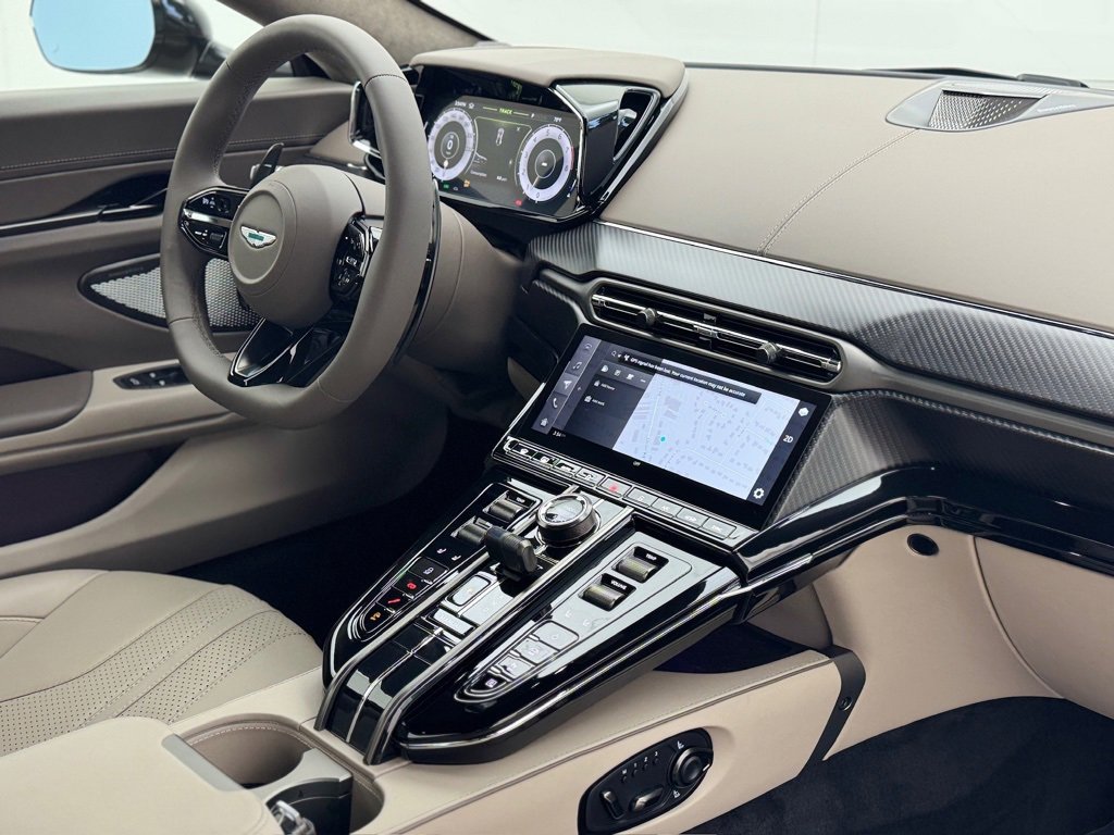 New 2025 Aston Martin V8 Vantage Coupe image 14