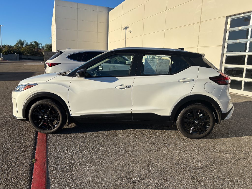 Used 2023 Nissan Kicks SV FWD image 8