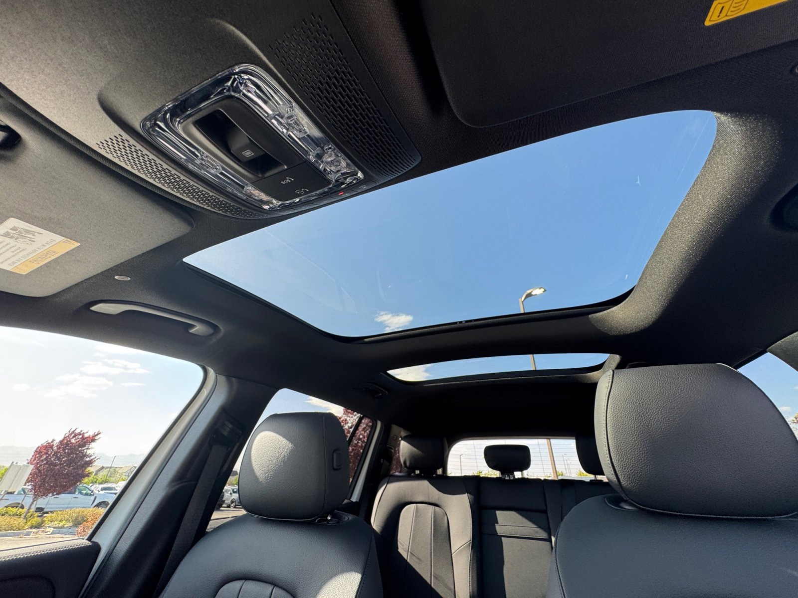 New 2026 Mercedes-Benz GLB 250 4MATIC image 34
