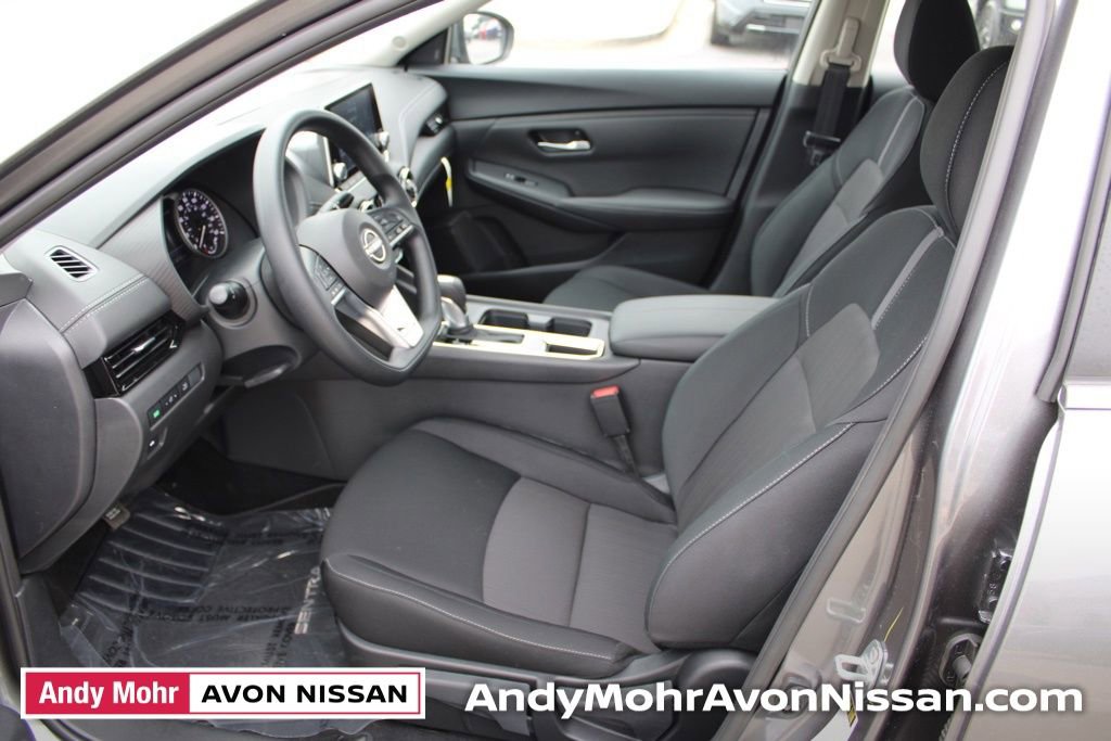 New 2025 Nissan Sentra SV image 8