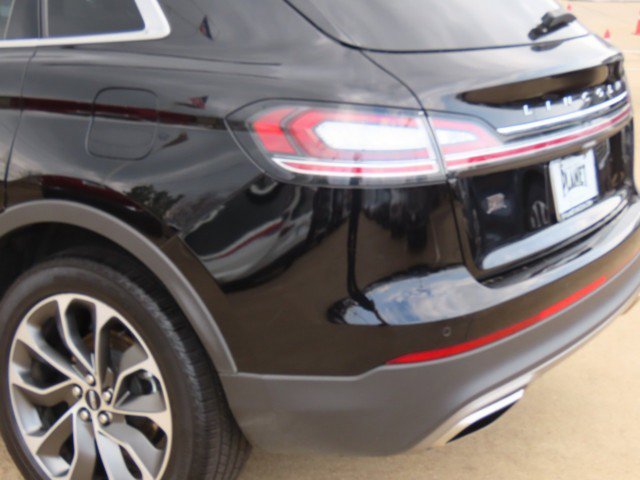 Used 2023 Lincoln Nautilus Reserve image 14