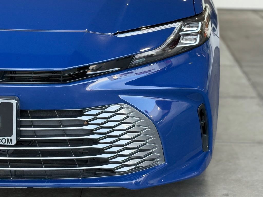 Certified 2025 Toyota Camry XLE FWD image 6