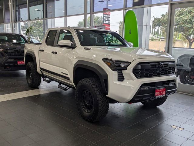 New 2026 Toyota Tacoma TRD Off-Road image 3