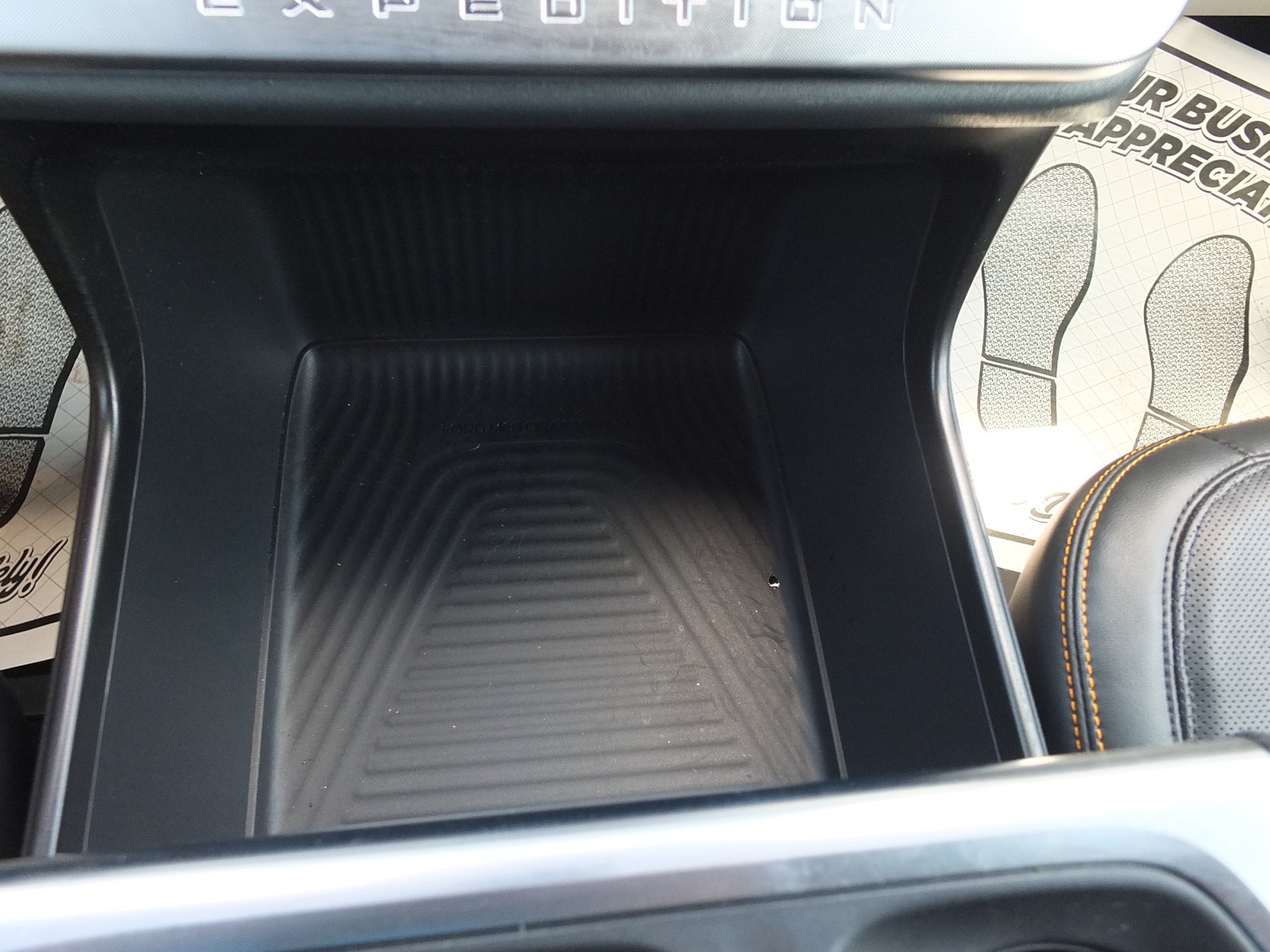 Used 2025 Ford Expedition Tremor AWD/4WD image 27