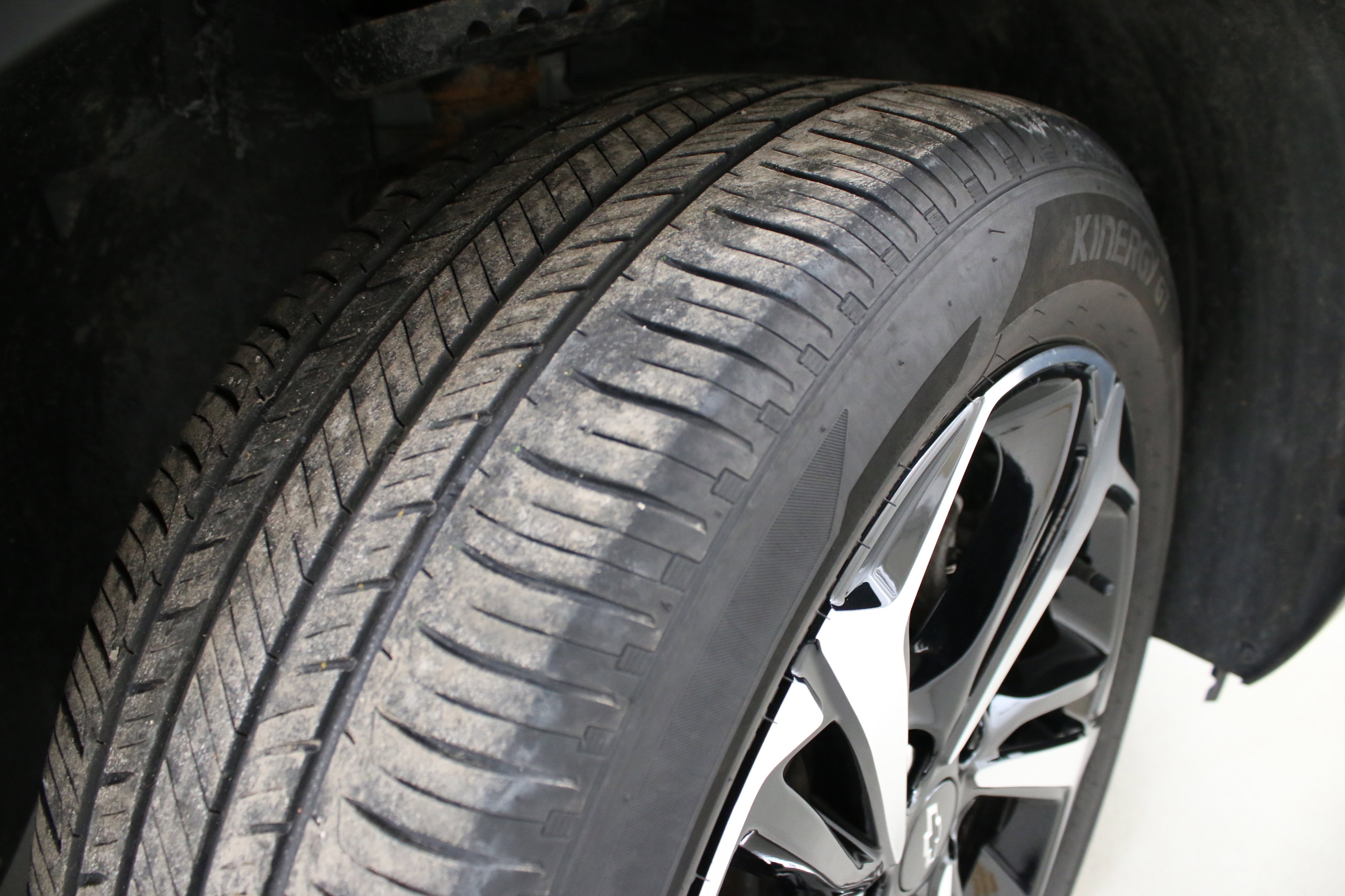 Used 2023 Chevrolet TrailBlazer RS w/ Technology Package image 33