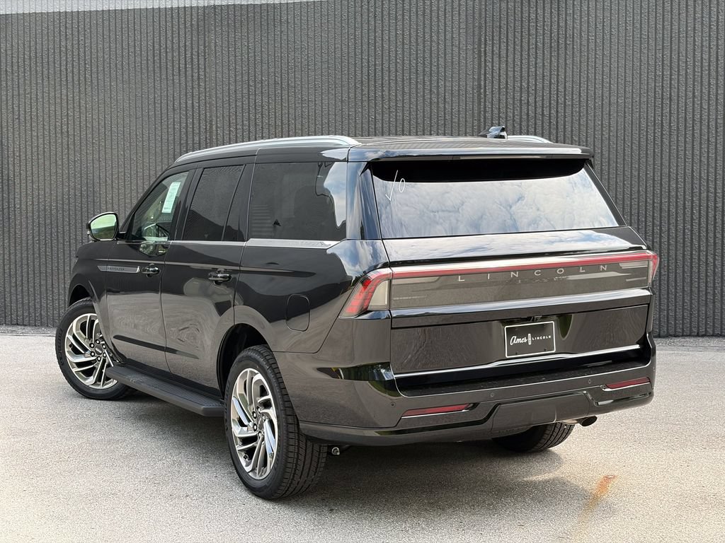 New 2027 Lincoln Navigator Premiere AWD/4WD image 5