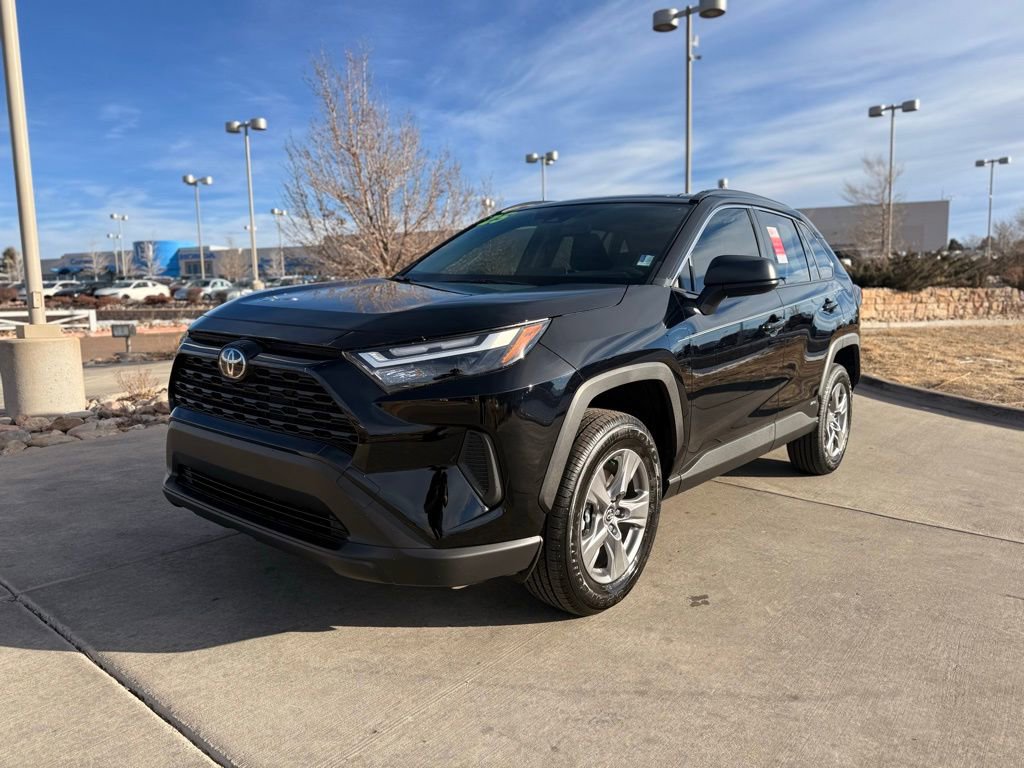 Used 2025 Toyota RAV4 LE image 3