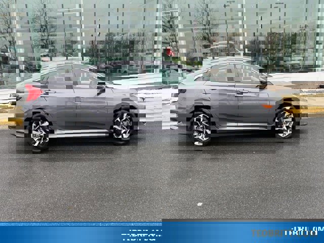 Used 2016 Honda Civic EX image 9