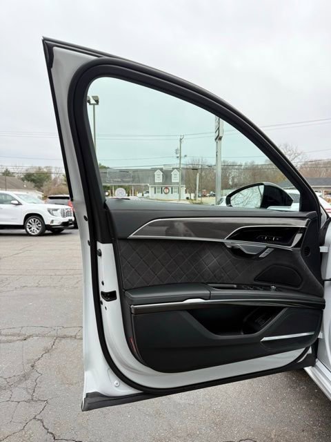 Used 2023 Audi S8 w/ S8 Executive Package image 73