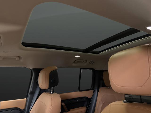 Used 2023 Land Rover Defender 130 First Edition image 7