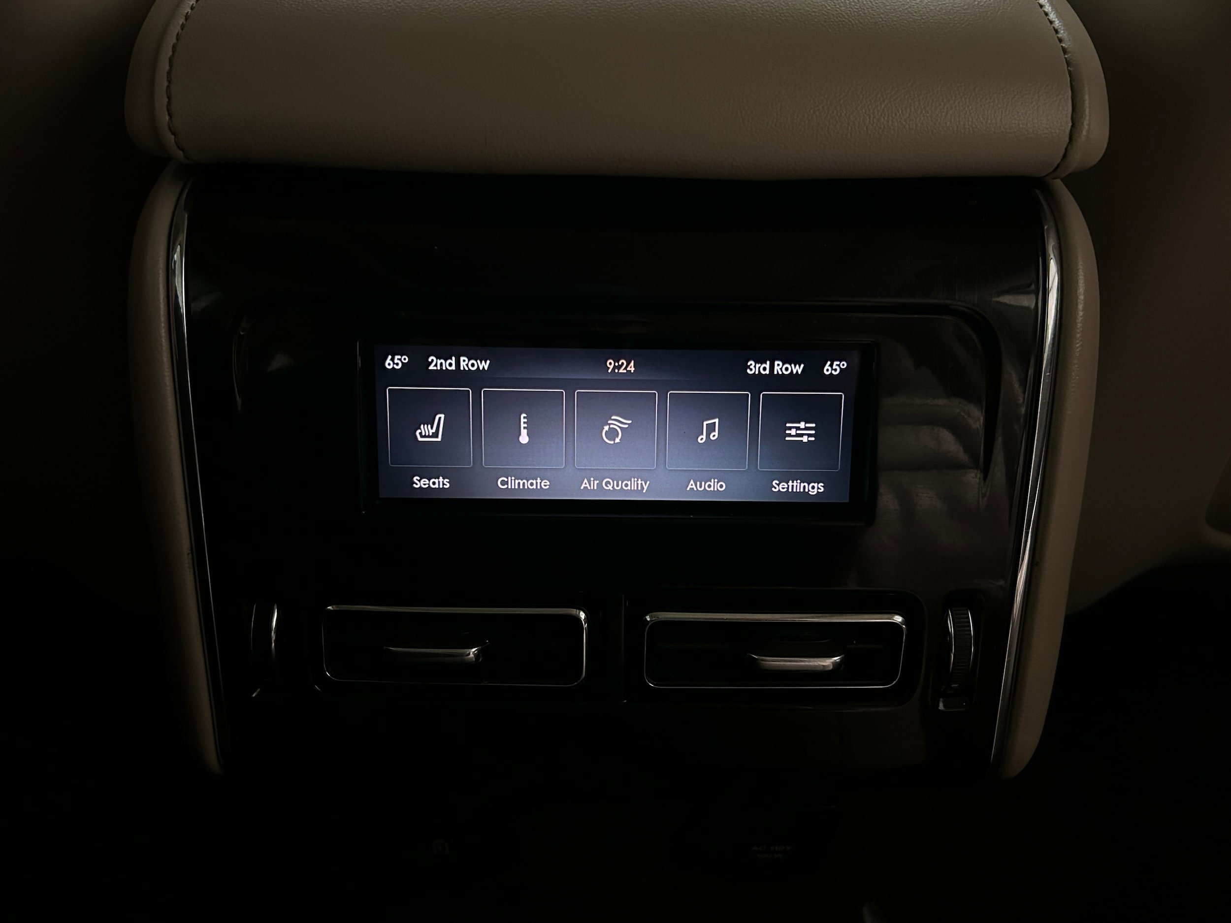 Used 2022 Lincoln Aviator Reserve w/ Elements Package Plus AWD/4WD image 30